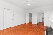 Photo - 1115 E Broadway Unit 05
