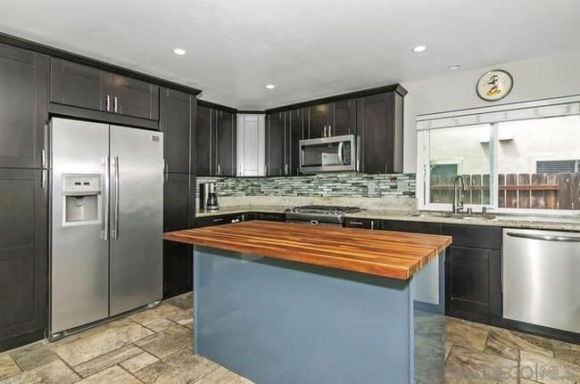 Photo - 110 pegasus Ave Apartment