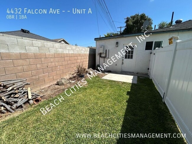 Building Photo - 4432 Falcon Ave Unit A