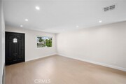 Photo - 13950 Stagg St House