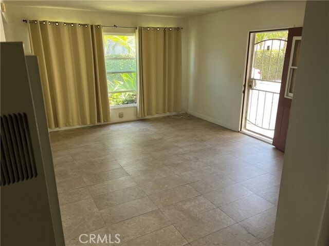 Photo - 680 W 18th St