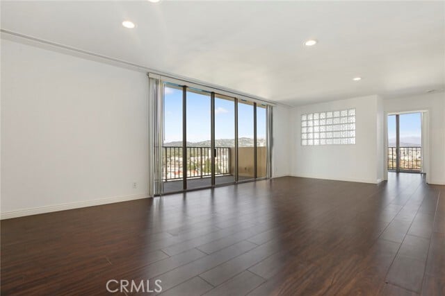 Photo - 2170 Century Pk E Unit 1502