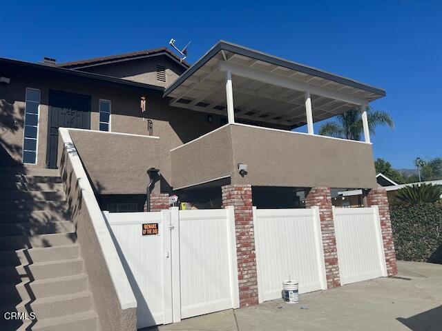 Photo - 302 N San Gabriel Ave