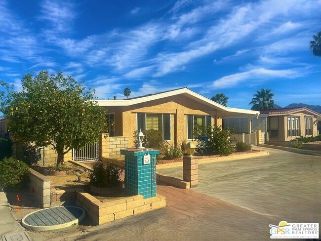 Building Photo - 74584 Nevada Cir E