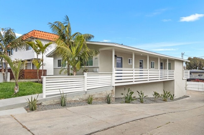 Coastal Living at Its Finest! Fully Remode... - Coastal Living at Its Finest! Fully Remode... Townhome