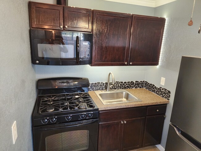 Photo - 711 S Pine St Unit 711