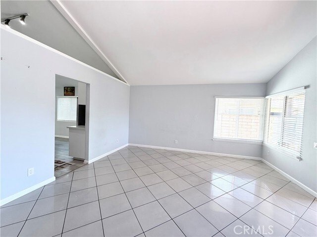 Photo - 27391 Pinavete