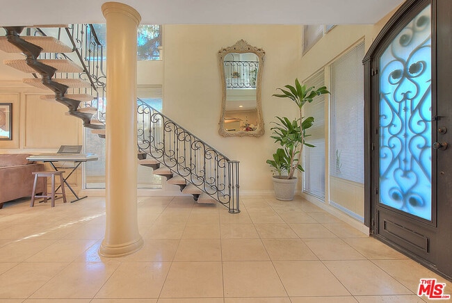 Photo - 3800 Weatherly Cir