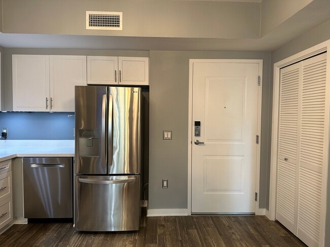 Photo - 12655 Bluff Creek Dr Unit 122