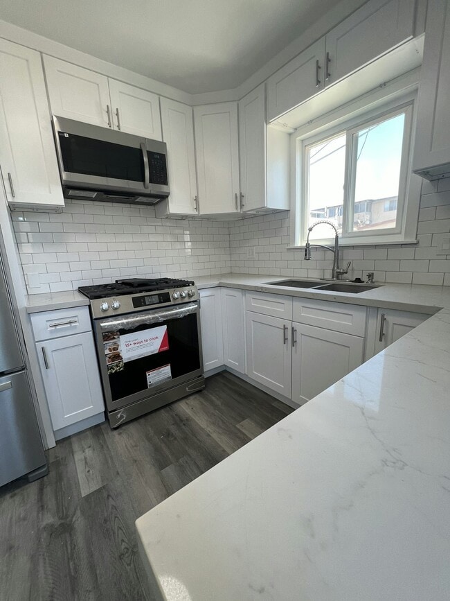 Photo - 1030 2nd St Unit 12