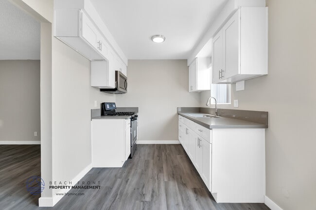 Photo - Raymond Court