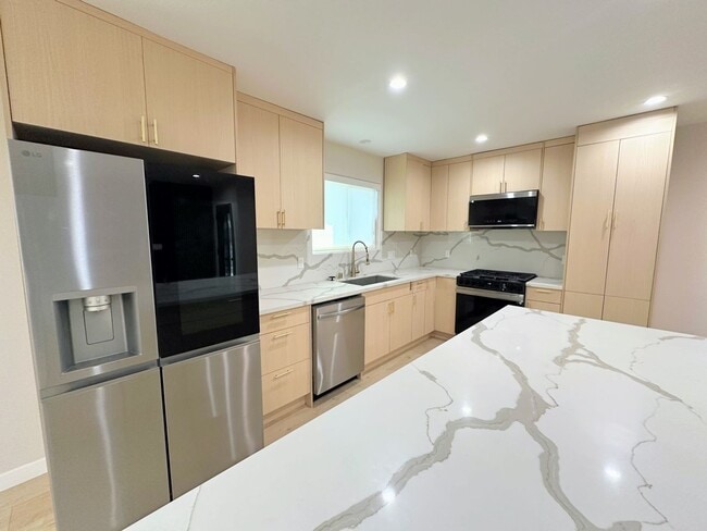 Photo - 6722-6724 Hesperia Ave. &amp; 18020 Welby Ave. Unit 6724 Hesperia Ave. (Main House)