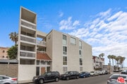 Photo - 22 Navy St Unit 202