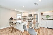 Photo - 1307 W 9th St House