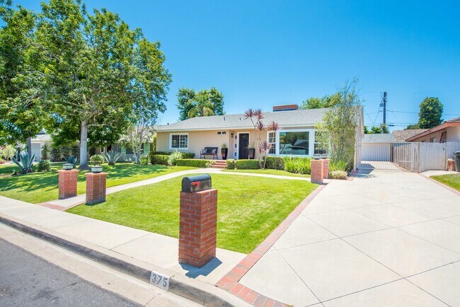 Photo - Welcome to Newport Beach