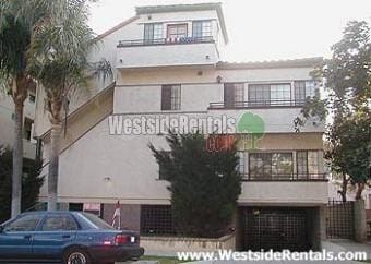 Photo - 1609 S Bentley Ave Apartments Unit #1