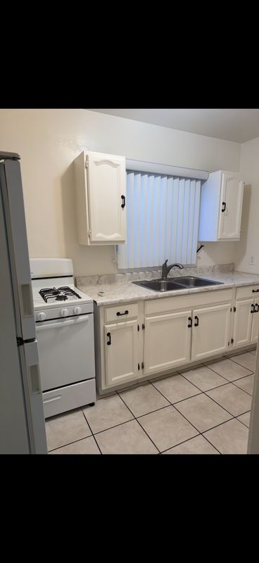 Photo - 2529 W Beverly Blvd Unit Apartment 5