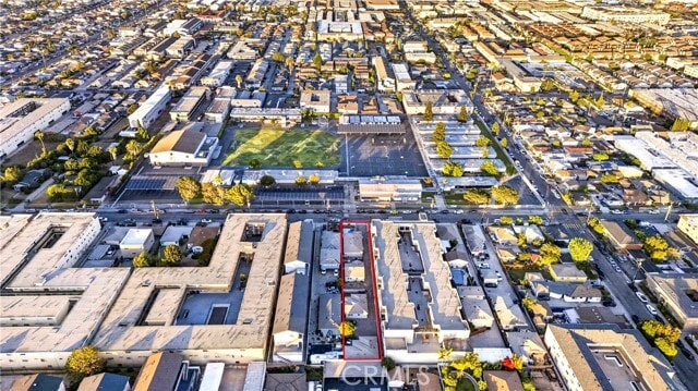 Photo - 13717 Yukon Ave