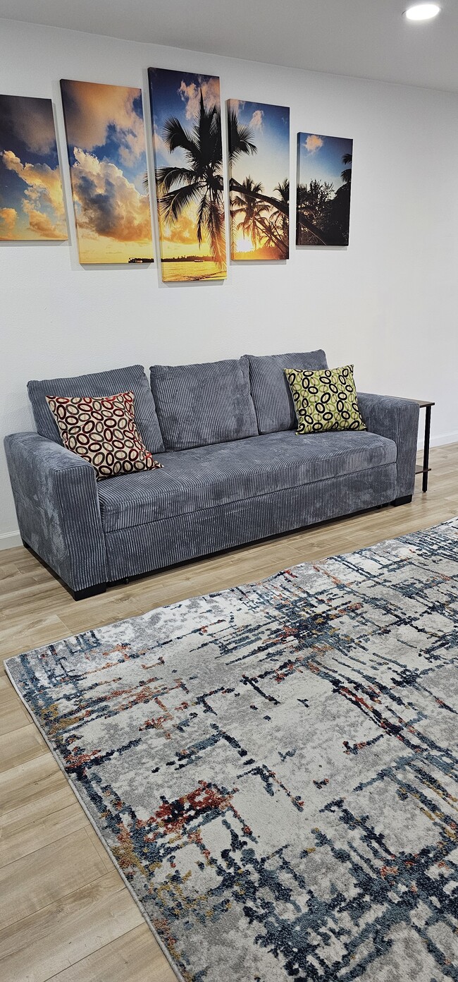 Photo - 3717 W 116th St