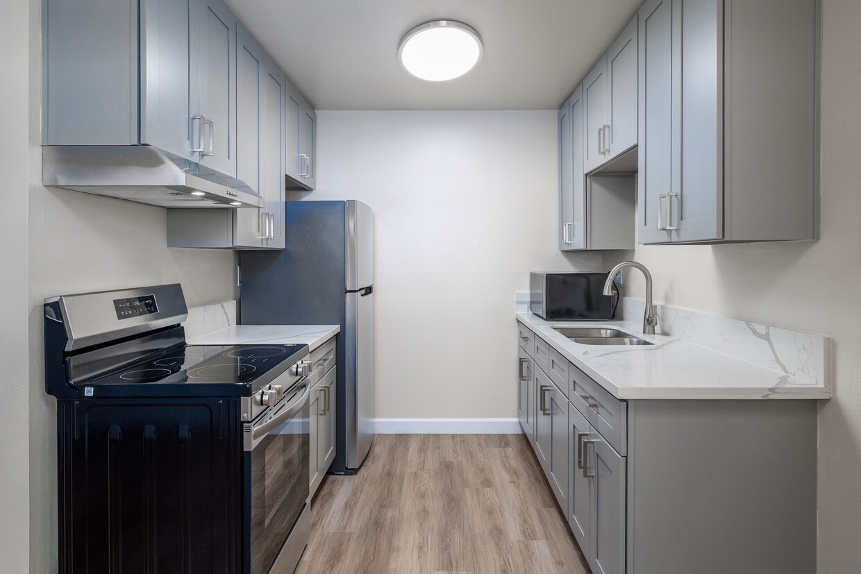3D Tour - Pomerado Gardens Apartments
