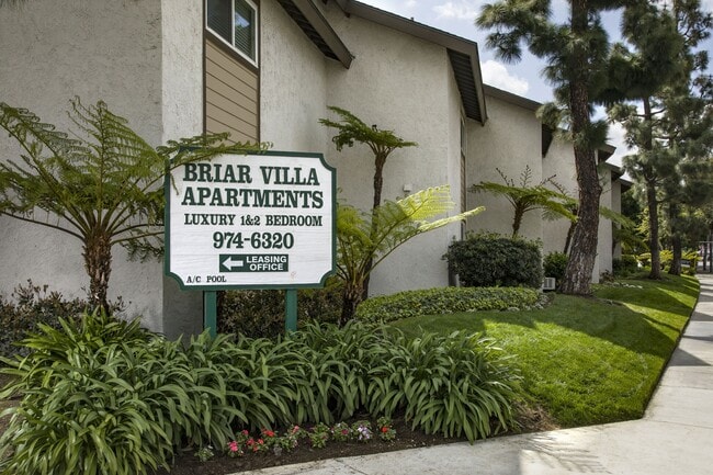 Photo - Briar Villa Apartments