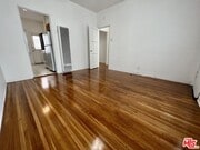 Photo - 2616 Santa Monica Blvd Unit 4