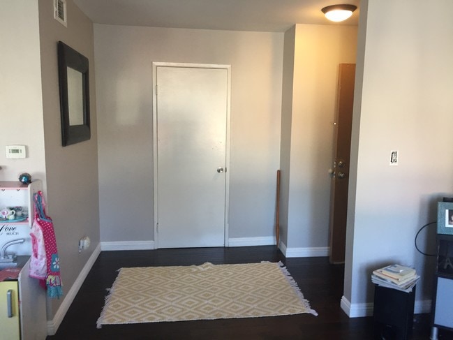 Entry Way - 6811 Alvarado Rd Unit 2nd flr