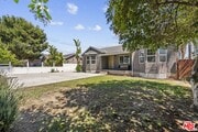 Photo - 6712 Cedros Ave