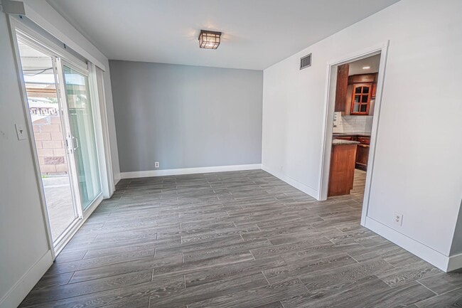 Photo - Single Story Pool House for Rent in Canyon Country!