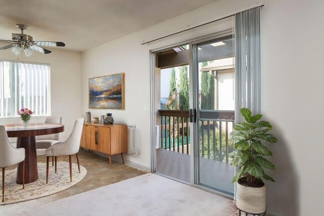 Photo - Canyon Run Apartments