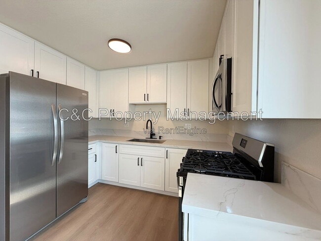 Photo - 855 9th St