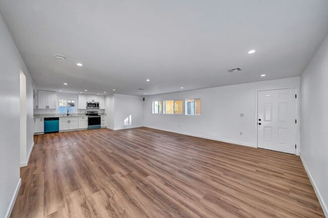 Photo - 11845 Hamlin St Unit Downstairs ADU