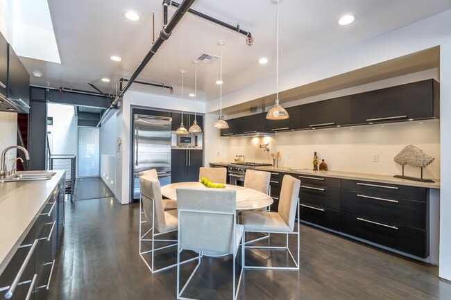 Photo - 1212 Abbot Kinney Blvd