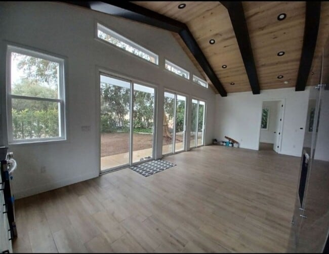 Photo - 319 E Ramona St