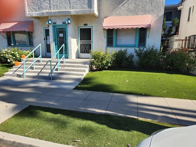 Building Photo - 304 N Colorado Pl Unit 304