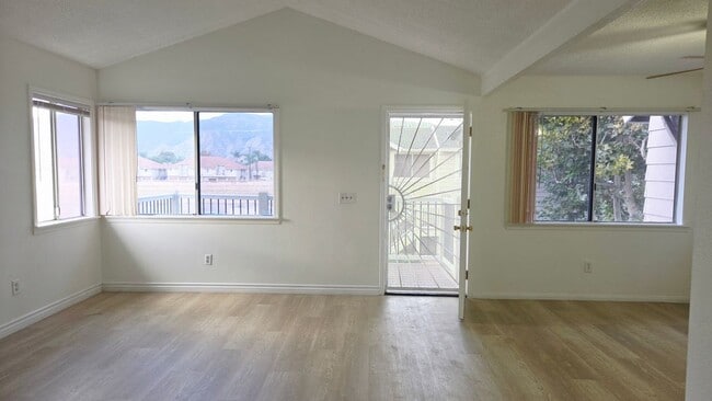 Photo - 713 Walnut Dr Unit 17