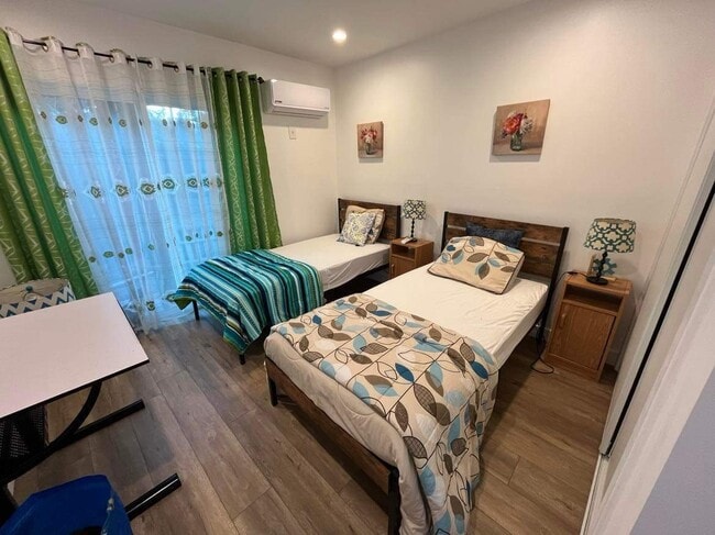 Photo - 6457 Mary Ellen Ave