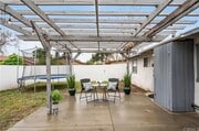 Photo - 804 W Gladstone St