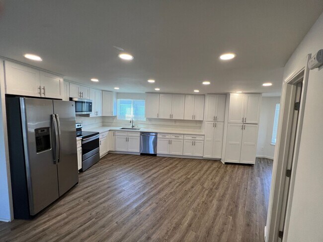 Photo - Beautifully Remolded 3 Bed 2.5 Bath Townhome!