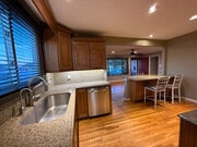 Photo - 5535 Forbes Ave