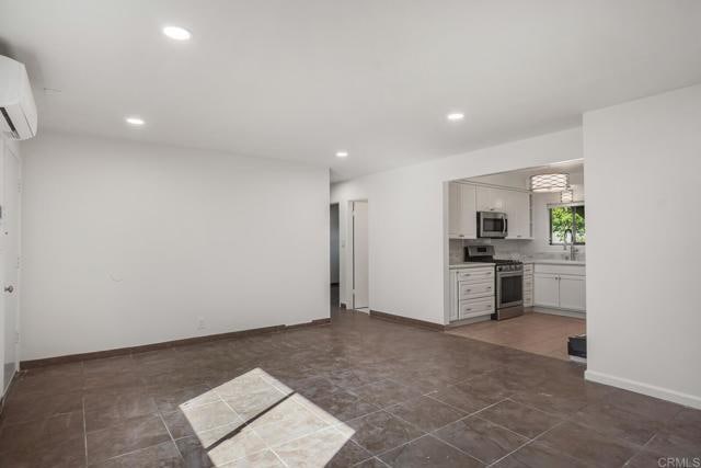 Photo - 737 N Alda Dr