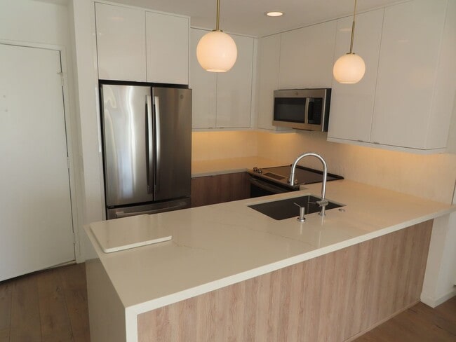 Photo - Perfectly located 2 bed, 2 bath condo in San Diego's Bay Ho area Unit 238