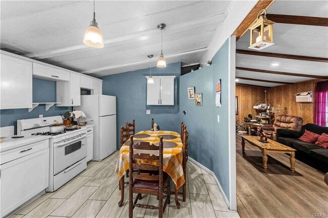 Building Photo - 4139 Paramount Blvd