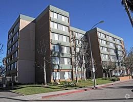 Building Photo - 15211 Sherman Way Rental