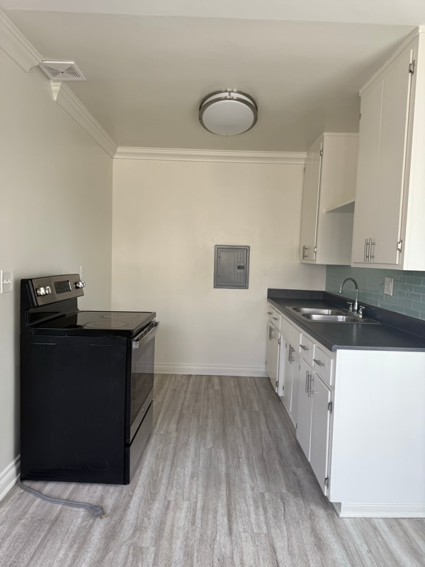 Photo - 8801 Owensmouth Ave Apartment Unit 4