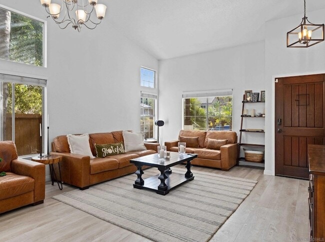 Photo - 286 Glendale Ave