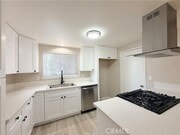Photo - 680 N Magnolia Ave