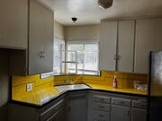 Photo - 9610 Rosecrans Ave