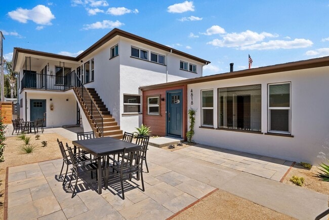 Photo - Completely Renovated Ocean Beach 1 Bed/1 B... Unit 4824.5 Muir Avenue