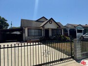 Photo - 1822 W 78th St House